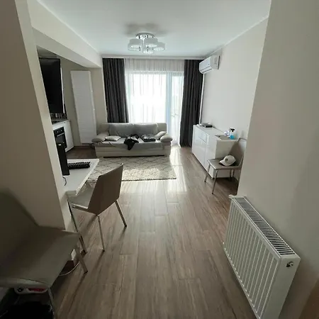 Sea View Apartament Apartment Mamaia